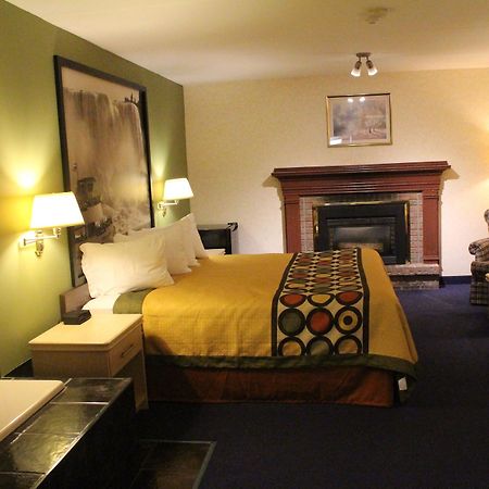 Super 8 By Wyndham Niagara Falls North Exterior photo