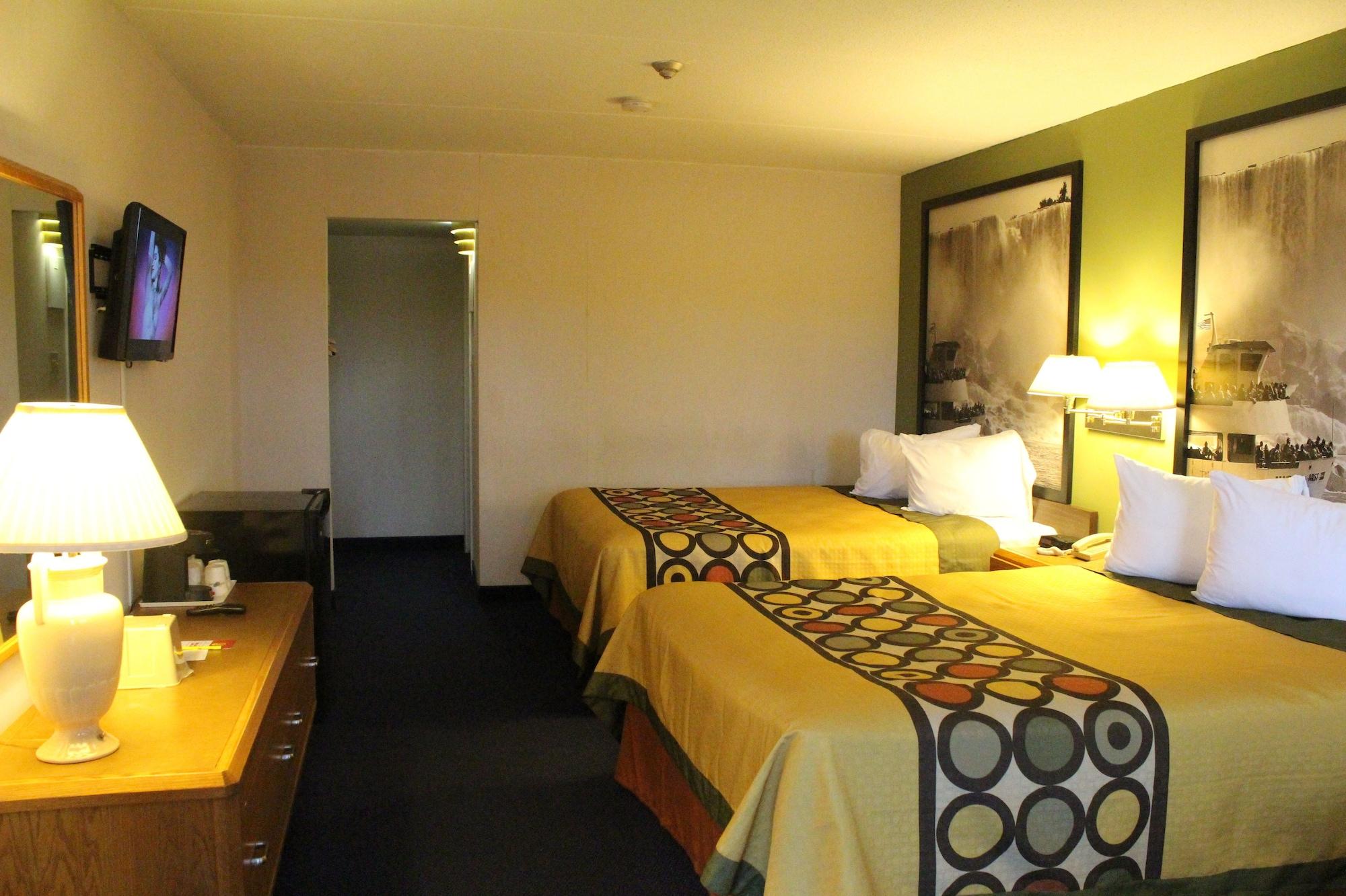 Super 8 By Wyndham Niagara Falls North Exterior photo