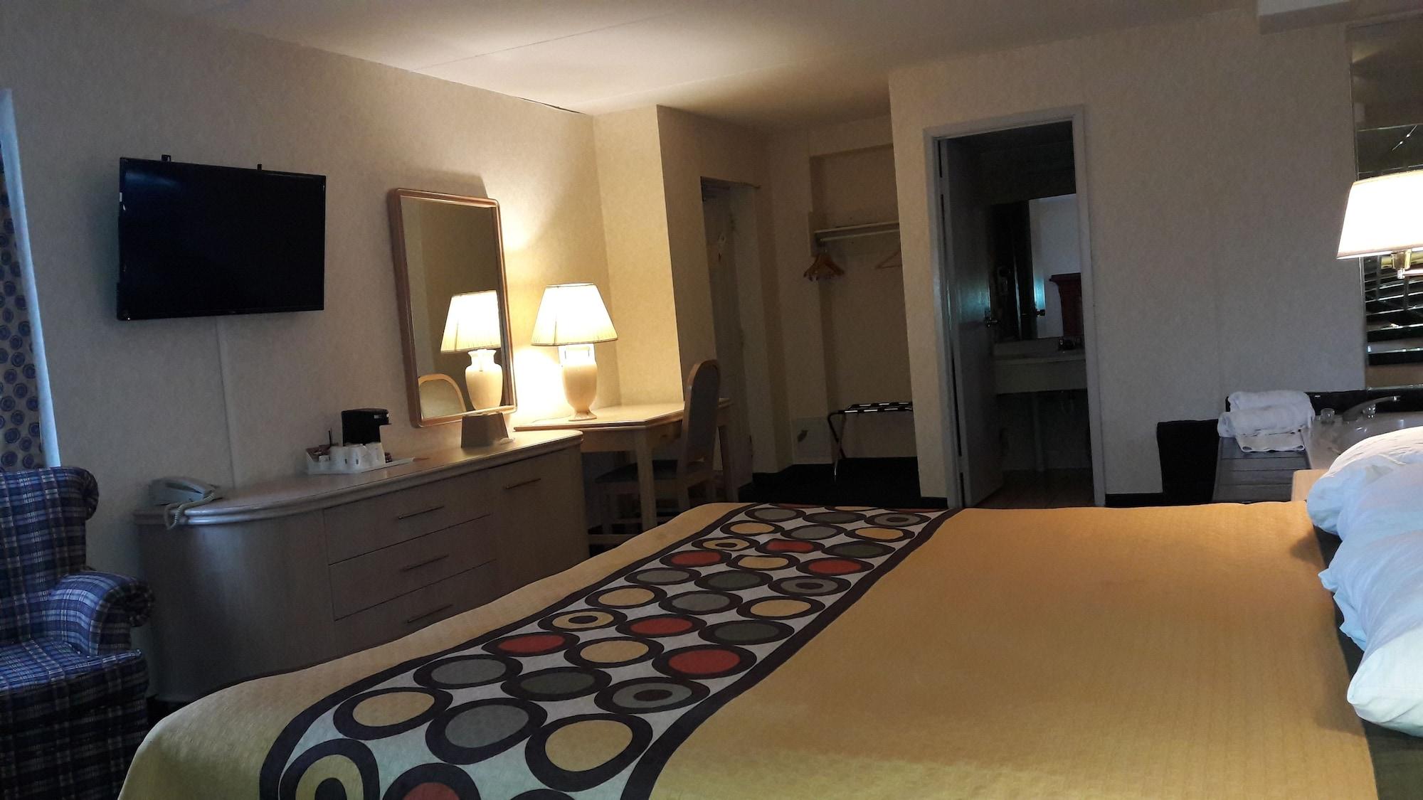 Super 8 By Wyndham Niagara Falls North Exterior photo