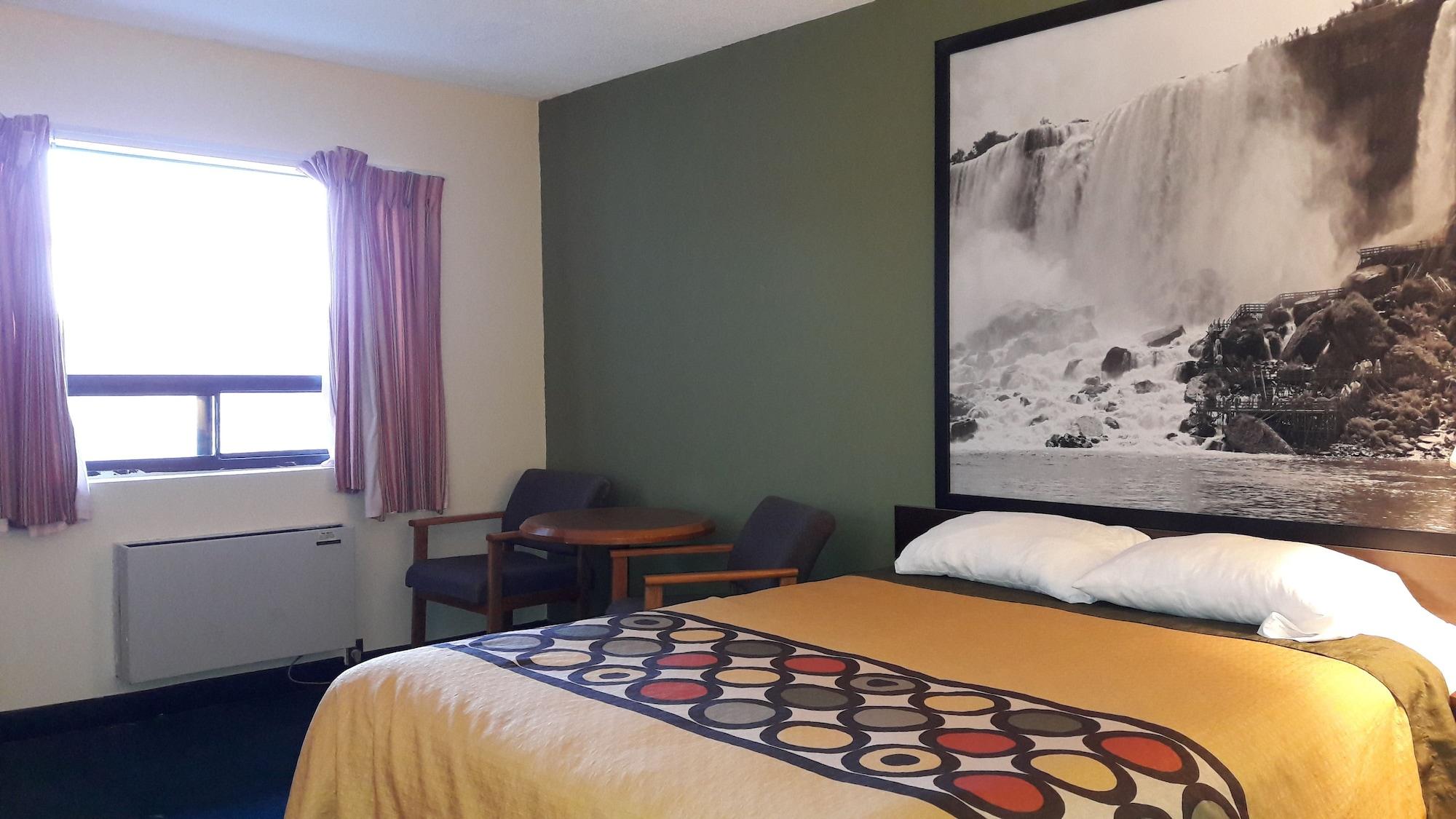 Super 8 By Wyndham Niagara Falls North Exterior photo