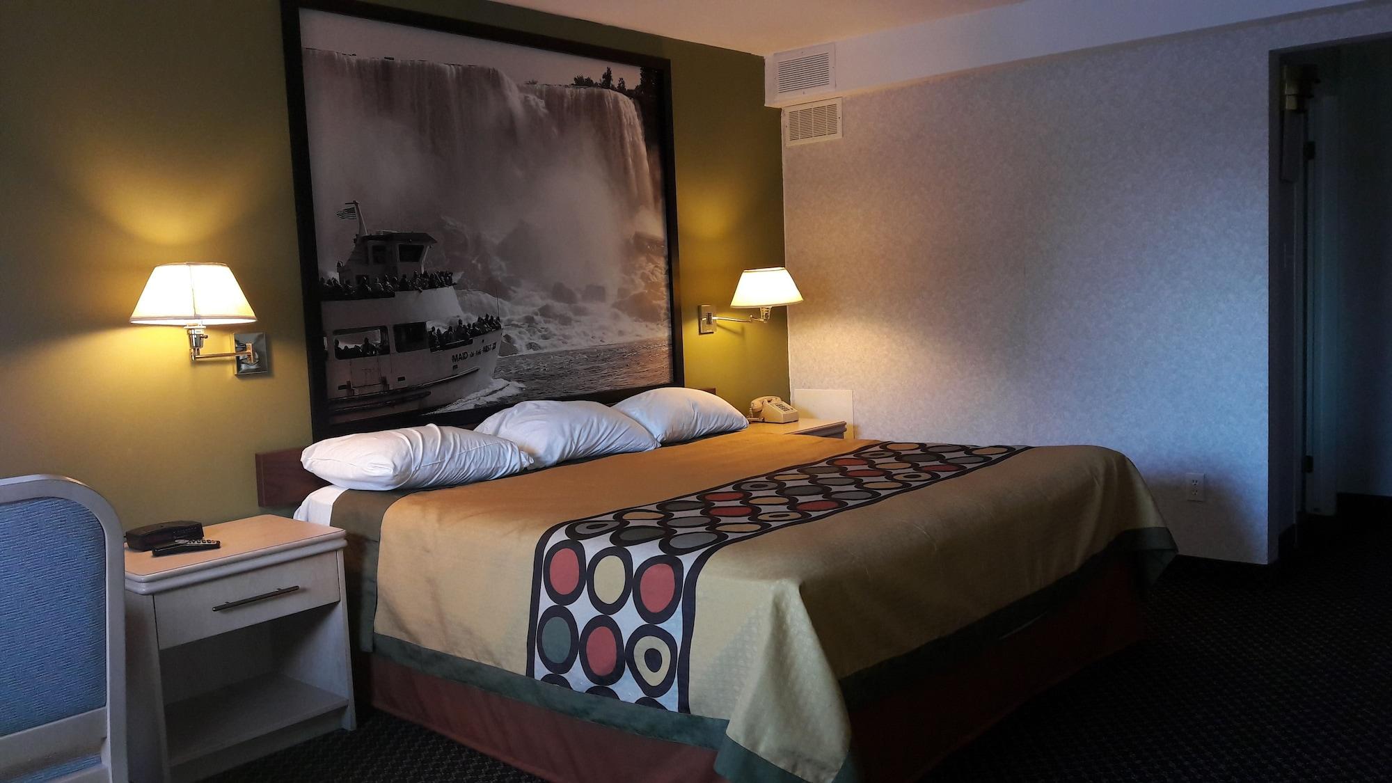 Super 8 By Wyndham Niagara Falls North Exterior photo